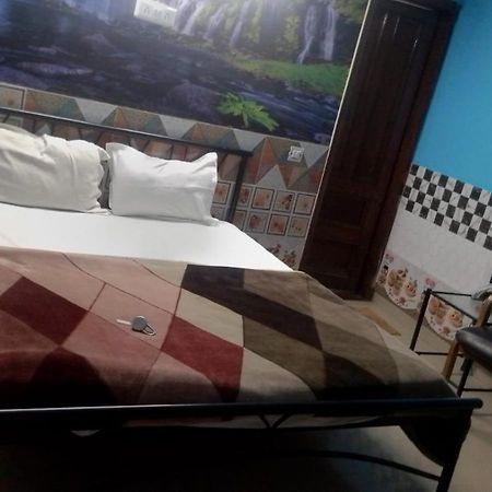 Hotel New Apple Rose Chandigarh Near Railway Station Dariya Uco Bank Ke Pass 객실 사진
