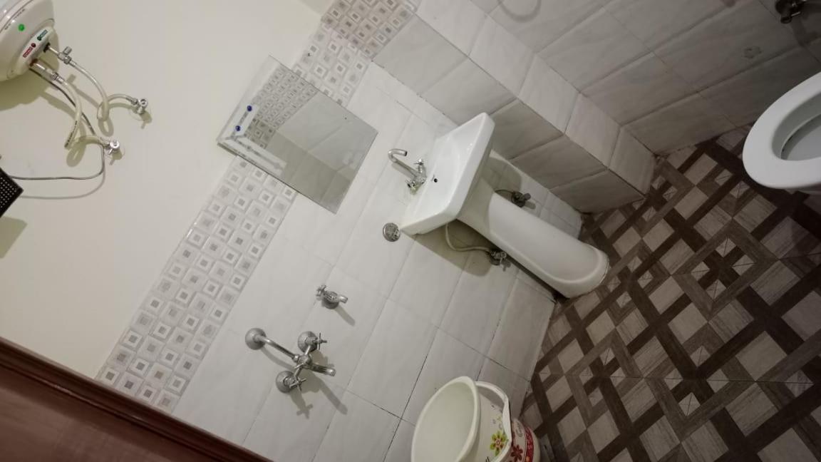 Hotel New Apple Rose Chandigarh Near Railway Station Dariya Uco Bank Ke Pass 외부 사진